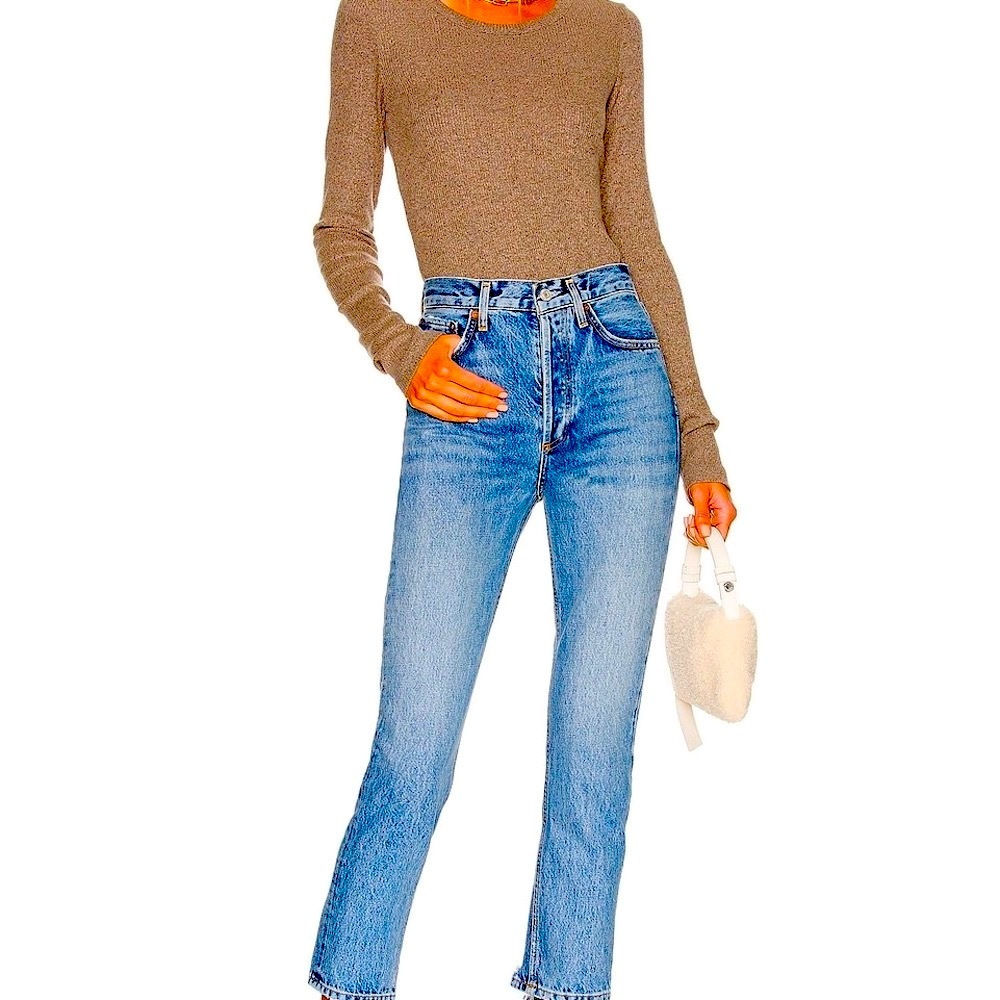 BY AGOLDE RILEY BLUE WASH, HIGH RISE, CROPPED JEANS PURCHASED BY RESOLVE!👖❤️